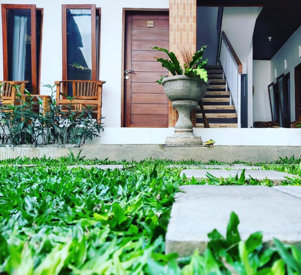 Отель Genta House Кута Экстерьер фото