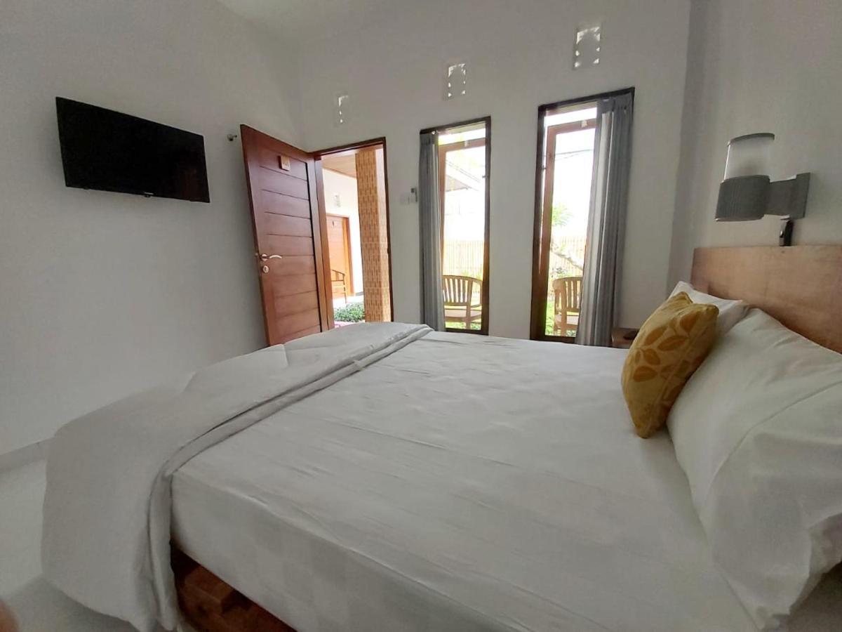Отель Genta House Кута Экстерьер фото