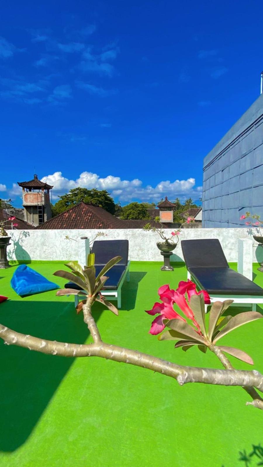 Отель Genta House Кута Экстерьер фото